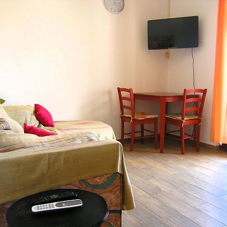 Apartman Braut Krk Town Zewnętrze zdjęcie