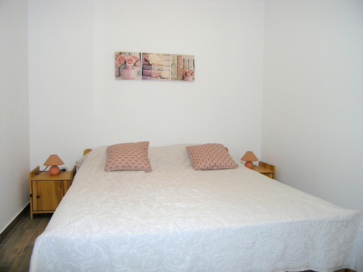 Apartman Braut Krk Town Zewnętrze zdjęcie